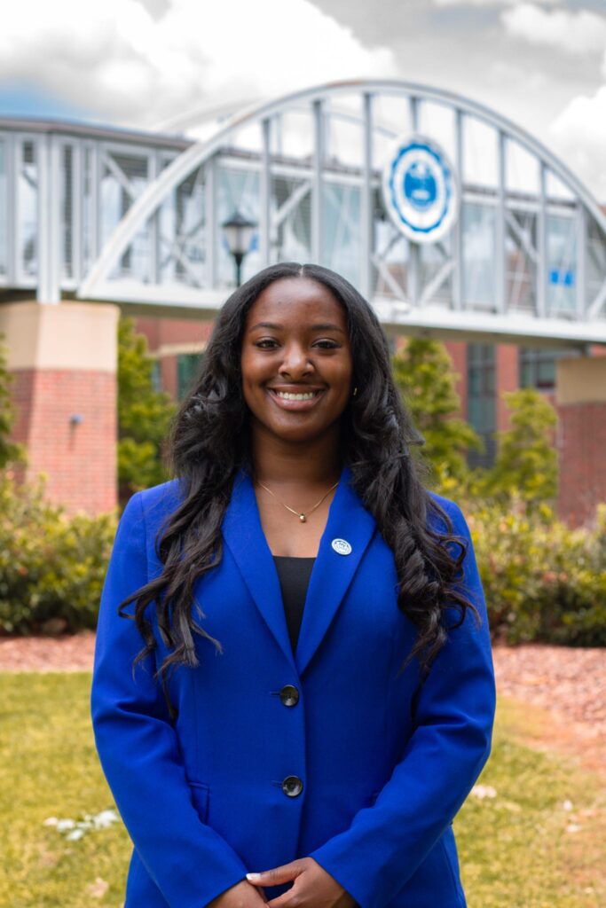 This image has an empty alt attribute; its file name is 20250503_194411_A6DA4E-683x1024.jpeg